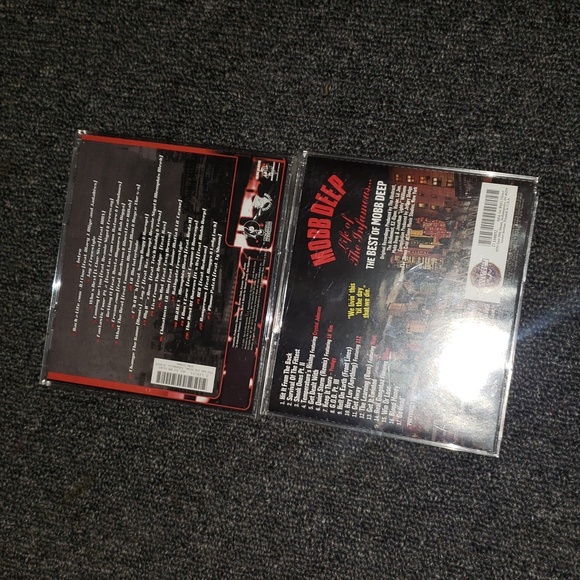 Multiple CD's - Picture 4 of 5